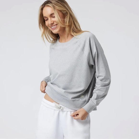 Vuori Tops - Vuori Long Sleeve Halo Crew Pullover